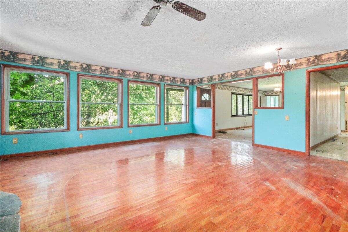 9845 County Road 8530 Property Photo 7