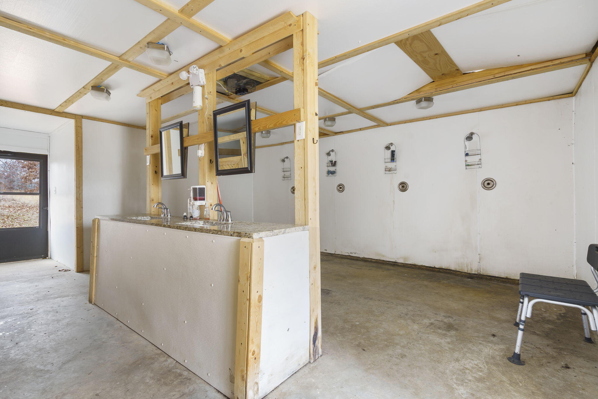 7064 County Road 14-223 Property Photo 63