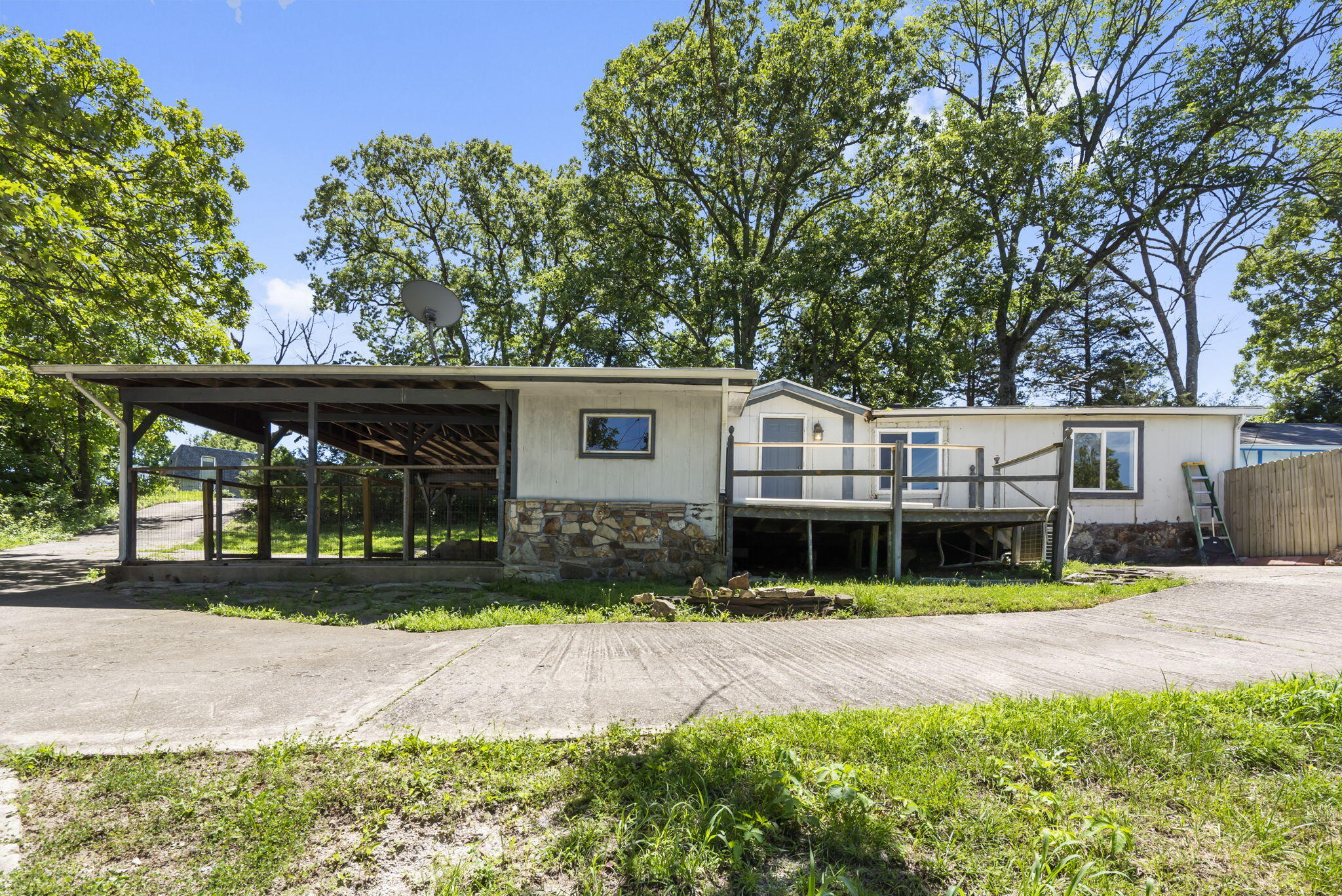 1066 Bird Road Property Photo 3