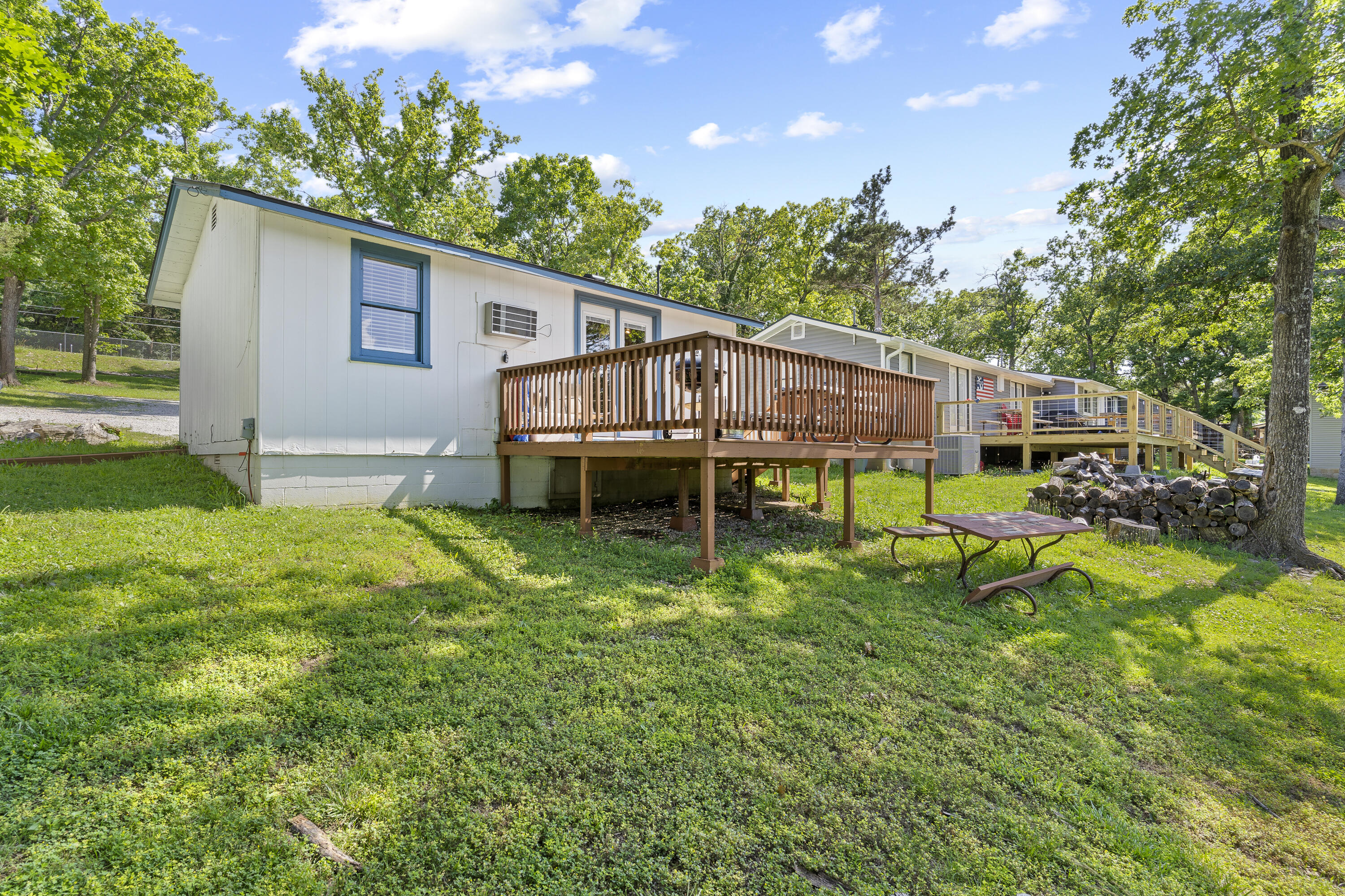 8 Kings Cove Lane Property Photo 1