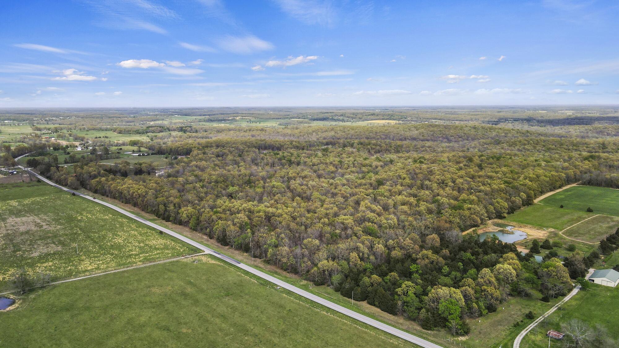 000 State Route E Property Photo 5