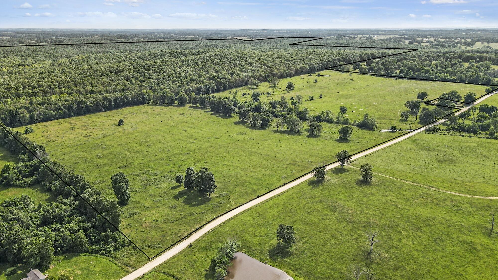 000 State Route E Property Photo 25