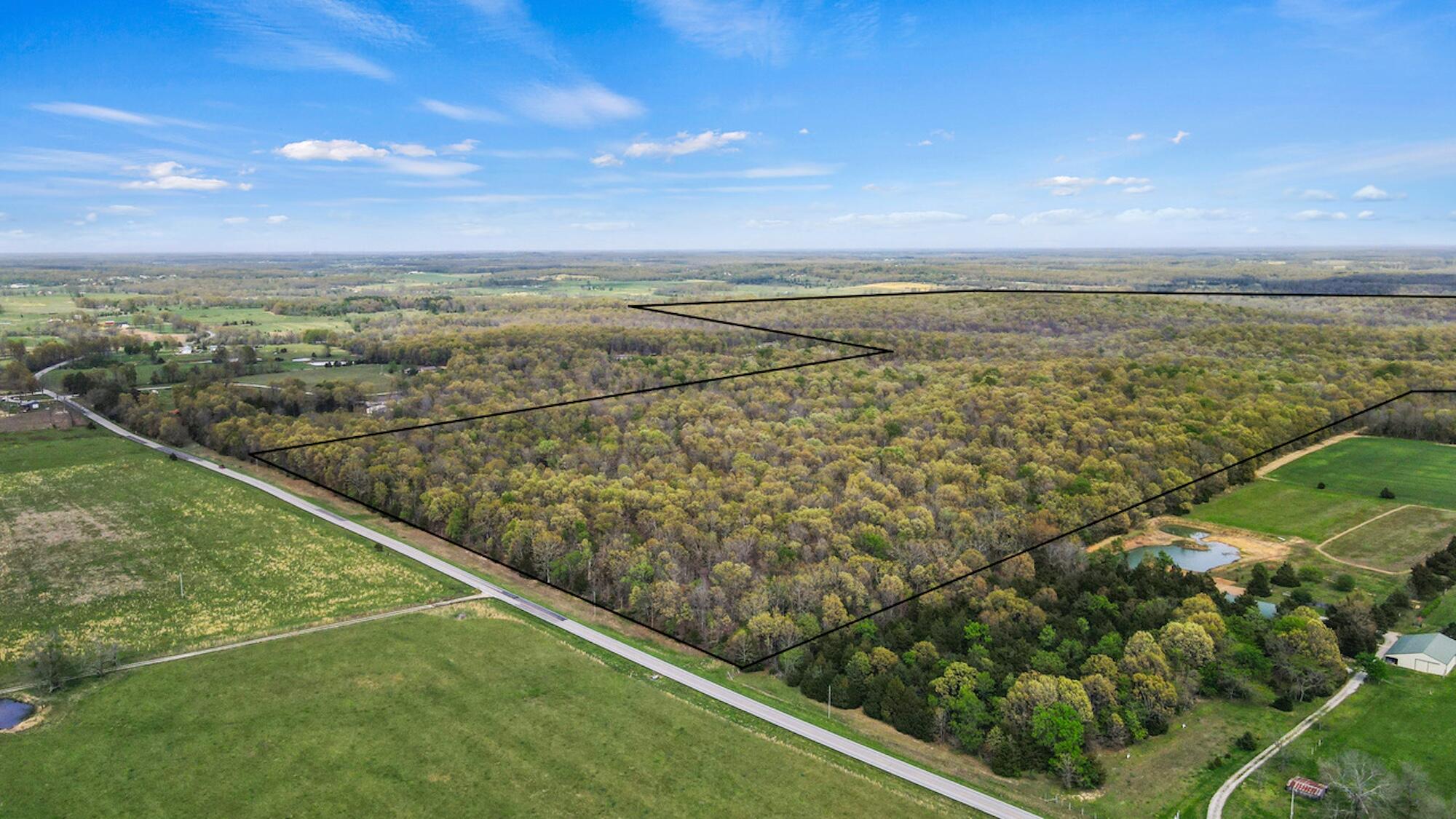000 State Route E Property Photo 37