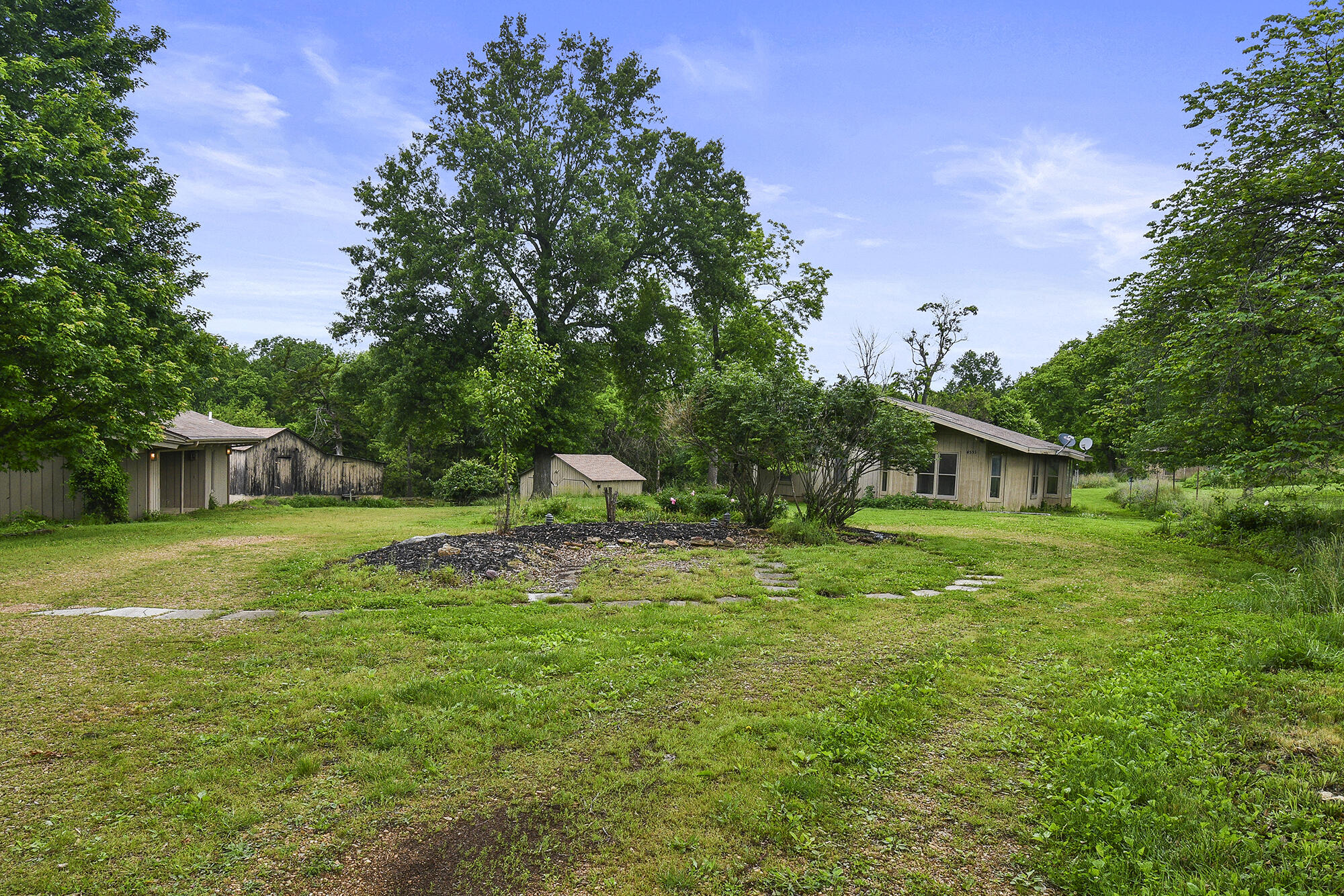 4541b North Lanier Lane Property Photo 7