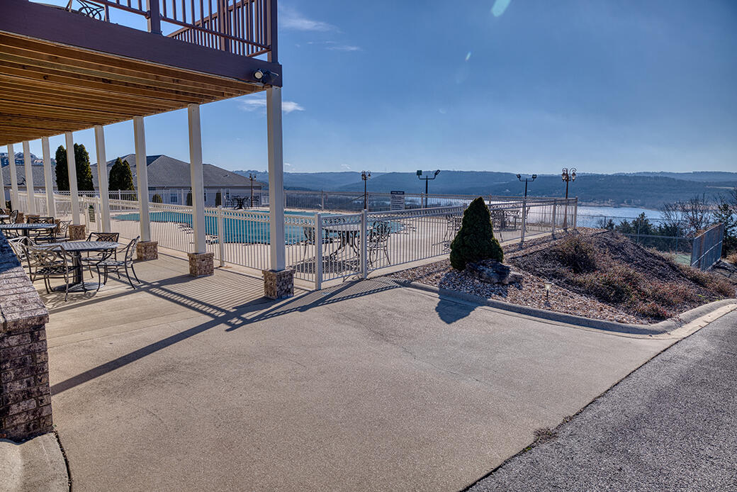 Lot 353 Emerald Isle Drive Property Photo 5