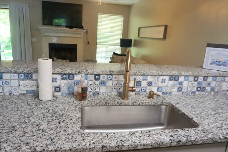 320 Turnberry Drive Property Photo 8