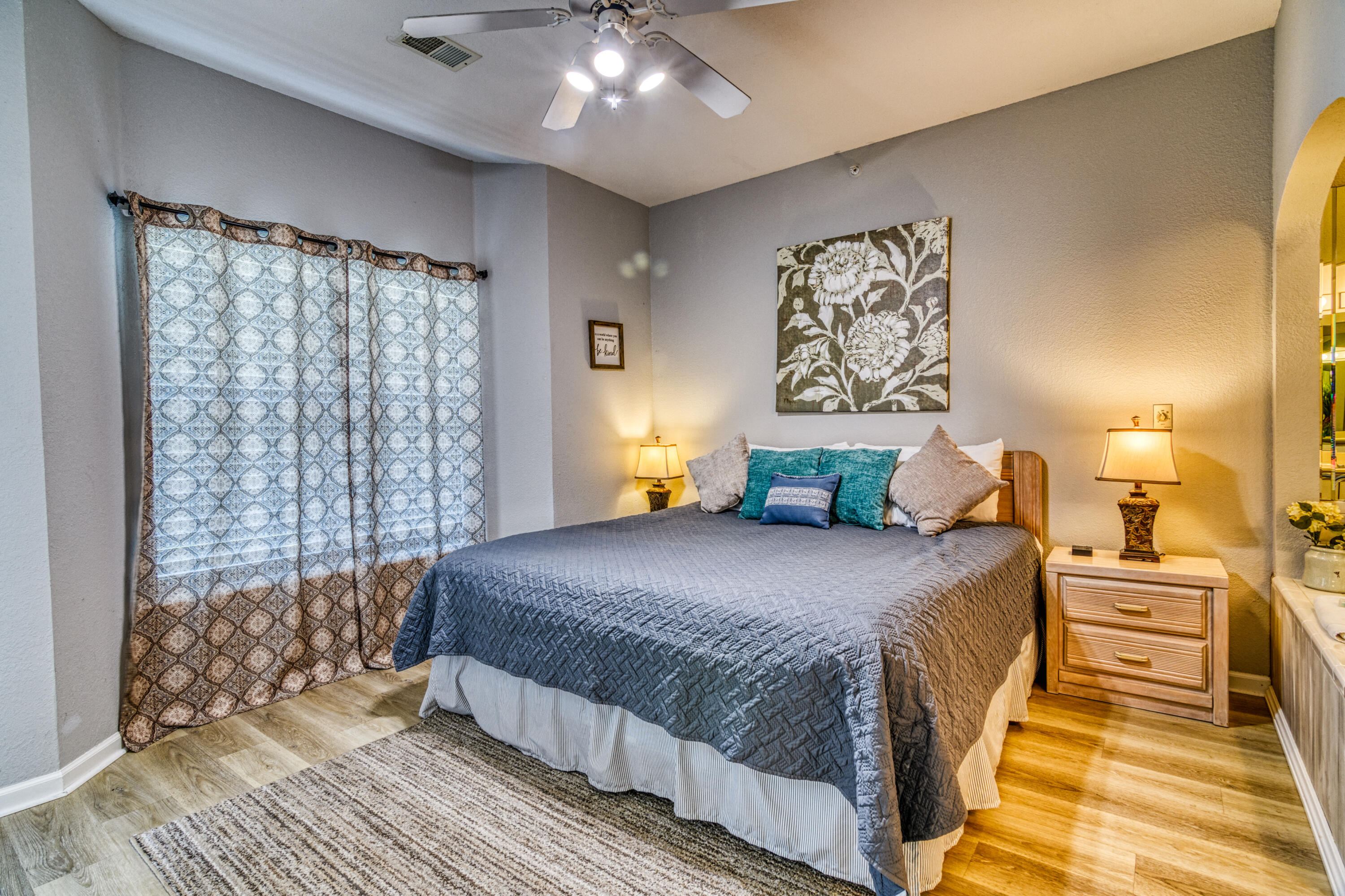 835 Fairview Street Property Photo 18