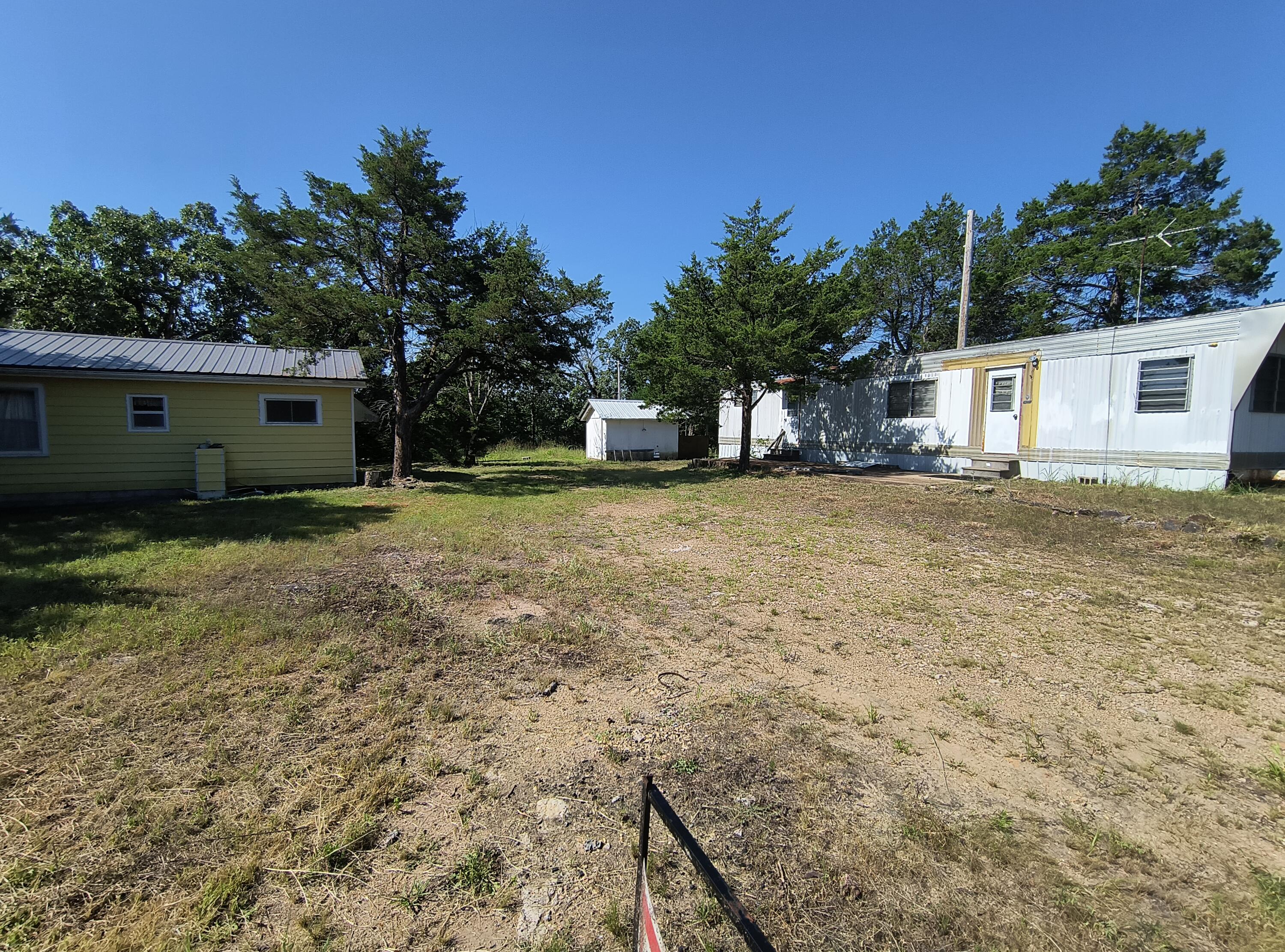 232 Jewel Ave Property Photo 1
