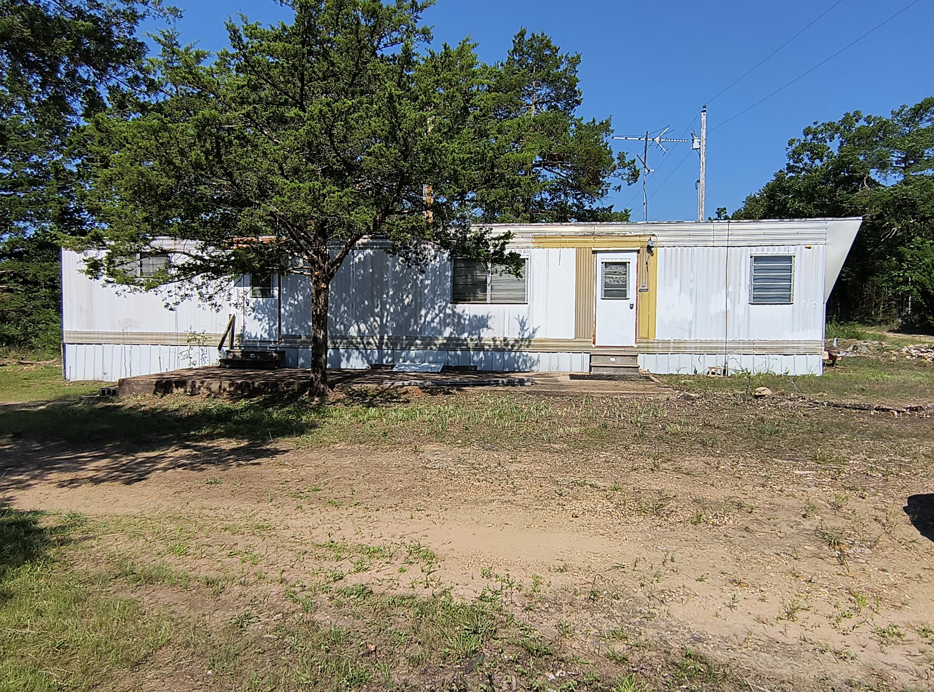 232 Jewel Ave Property Photo 14