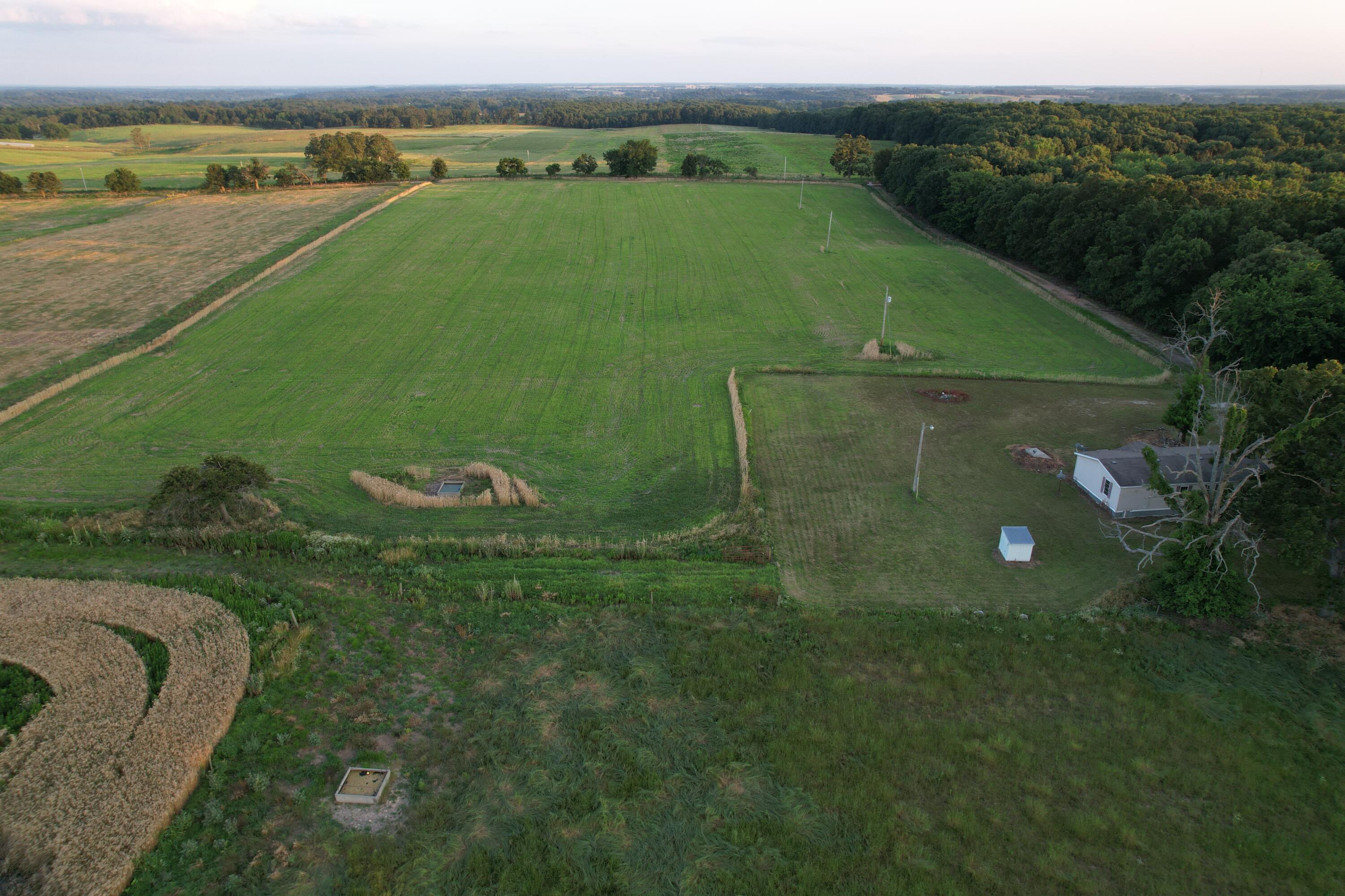 26548 Foliage Road Property Photo 32