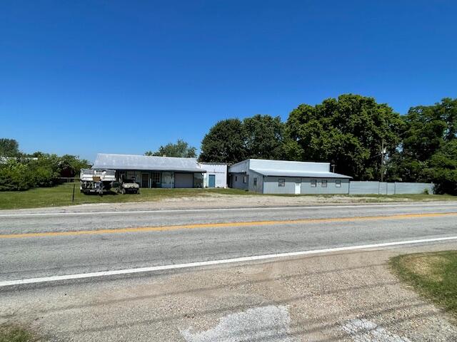 2316 Ar-126 Property Photo