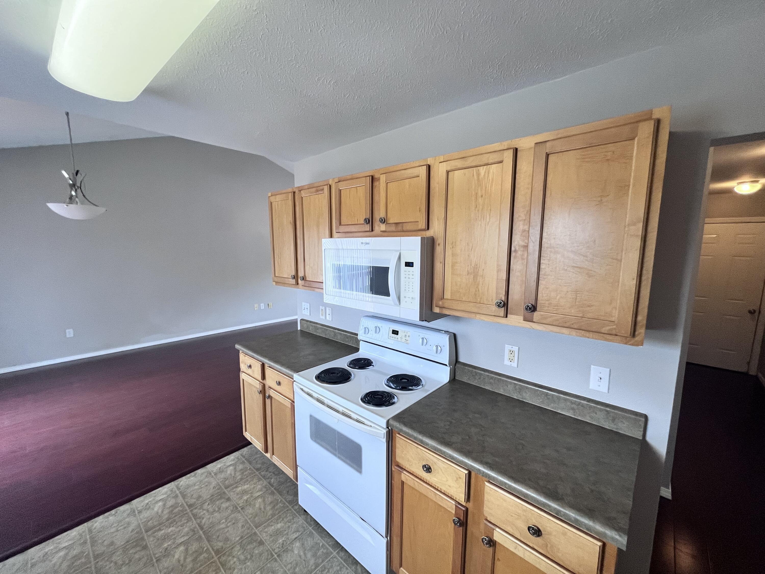 596 Van Buren Road Property Photo 10