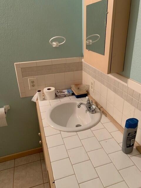 28 Danbury Lane Property Photo 5