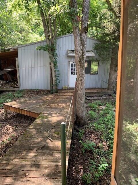 28 Danbury Lane Property Photo 7