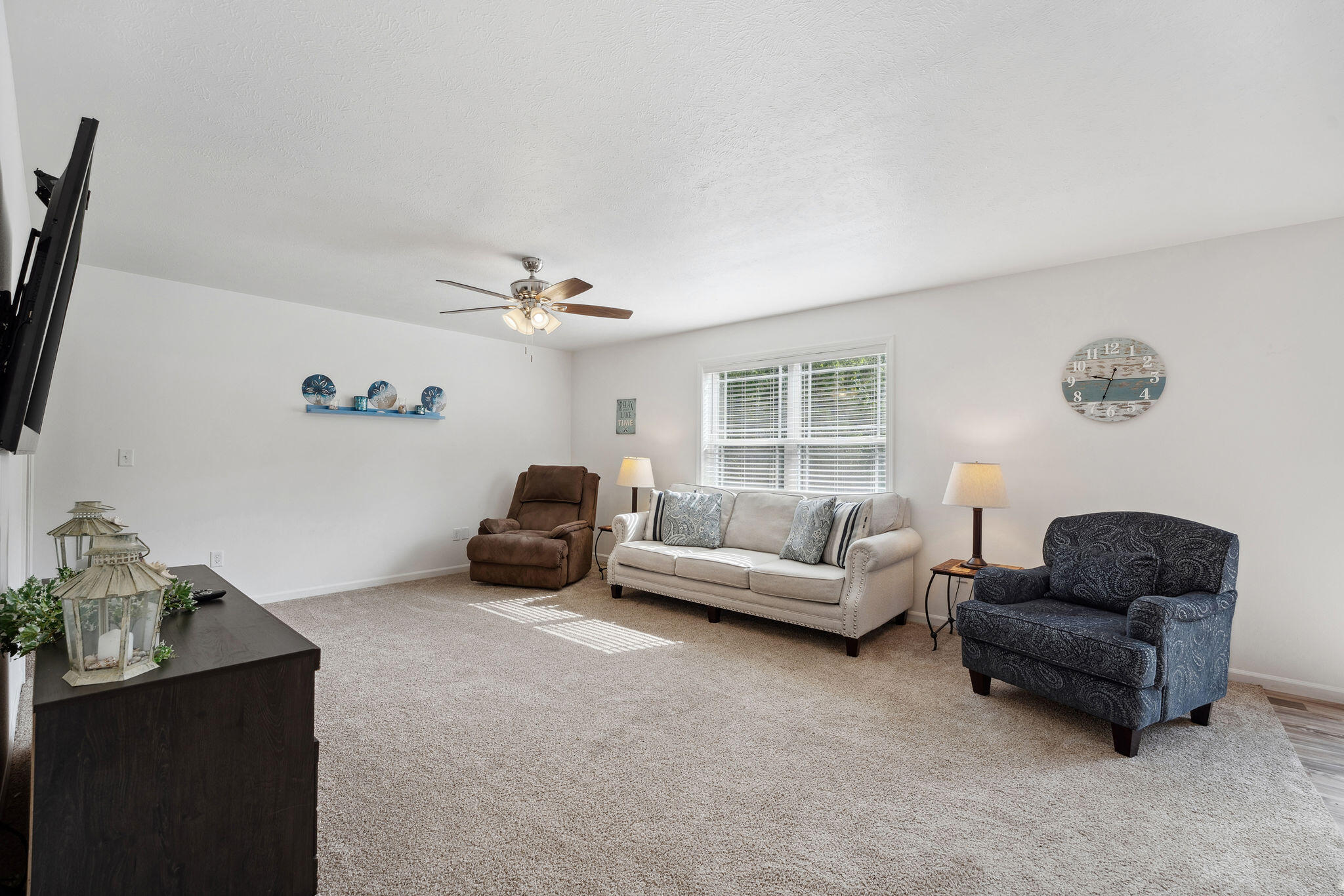200 Apostle Road Property Photo 8