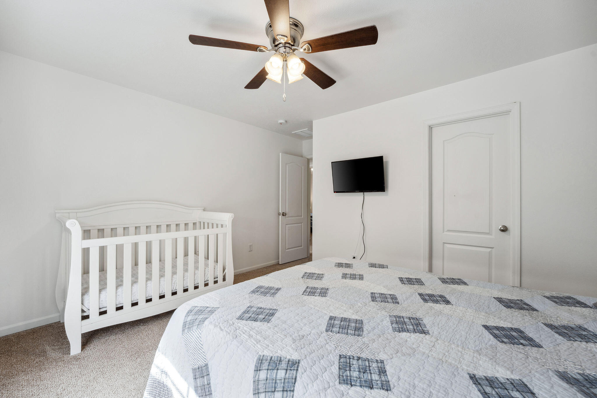 200 Apostle Road Property Photo 23