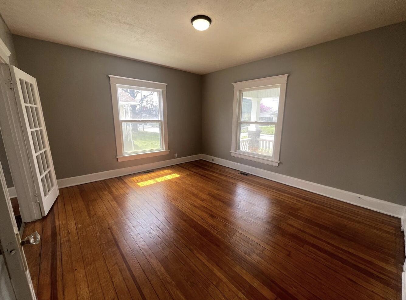 1230 North Grant Avenue Property Photo 4