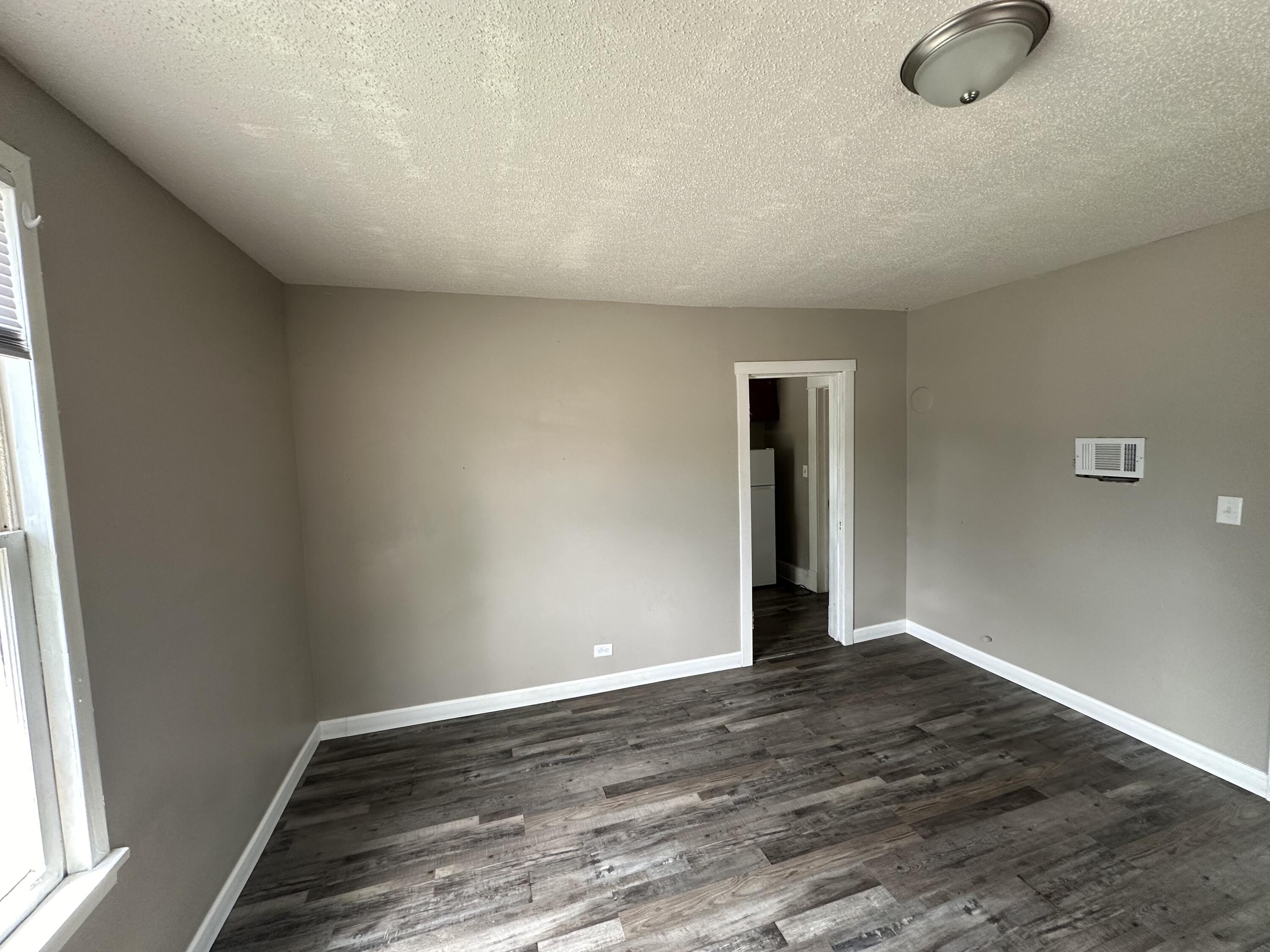 1230 North Grant Avenue Property Photo 7