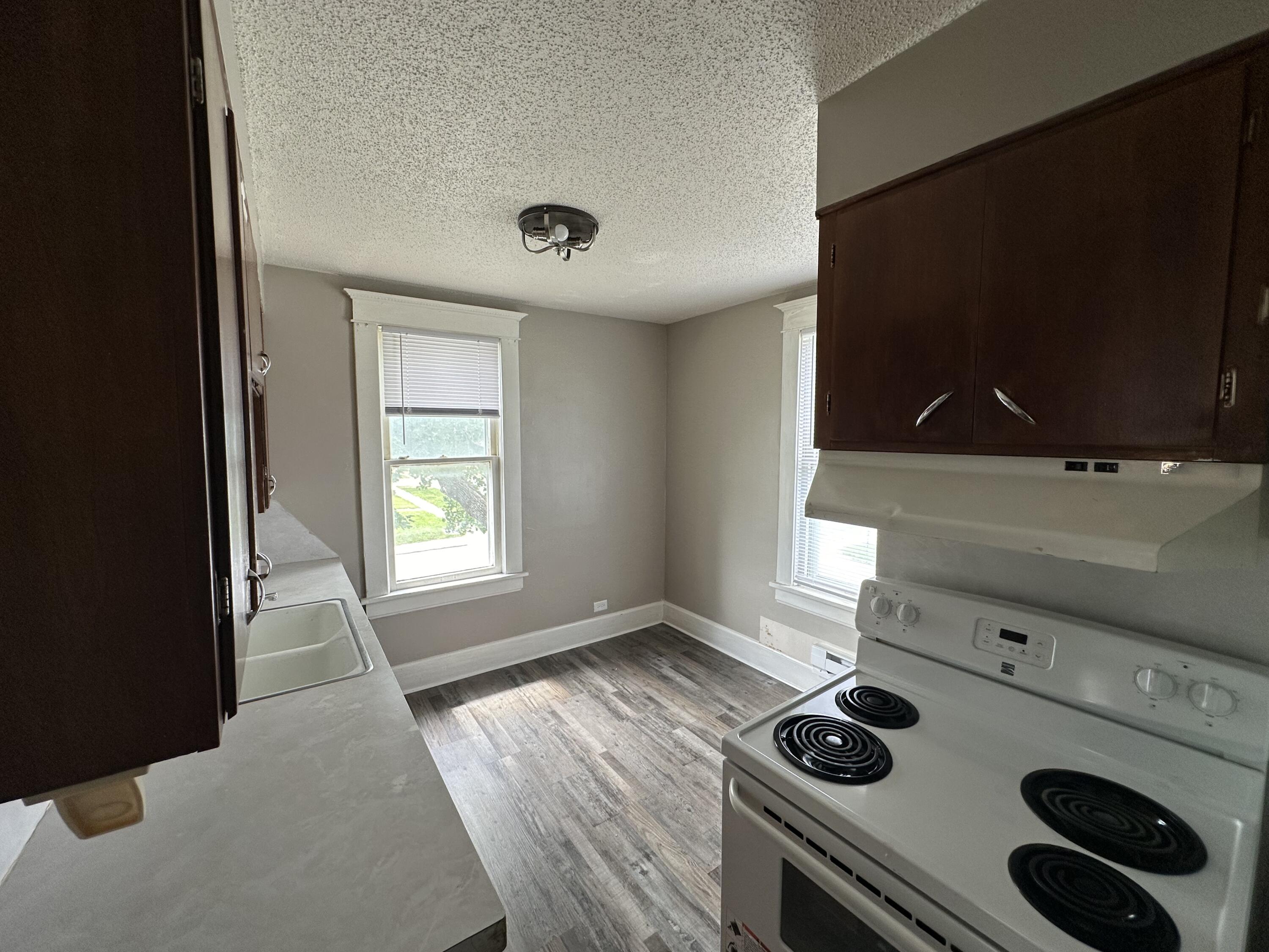 1230 North Grant Avenue Property Photo 11