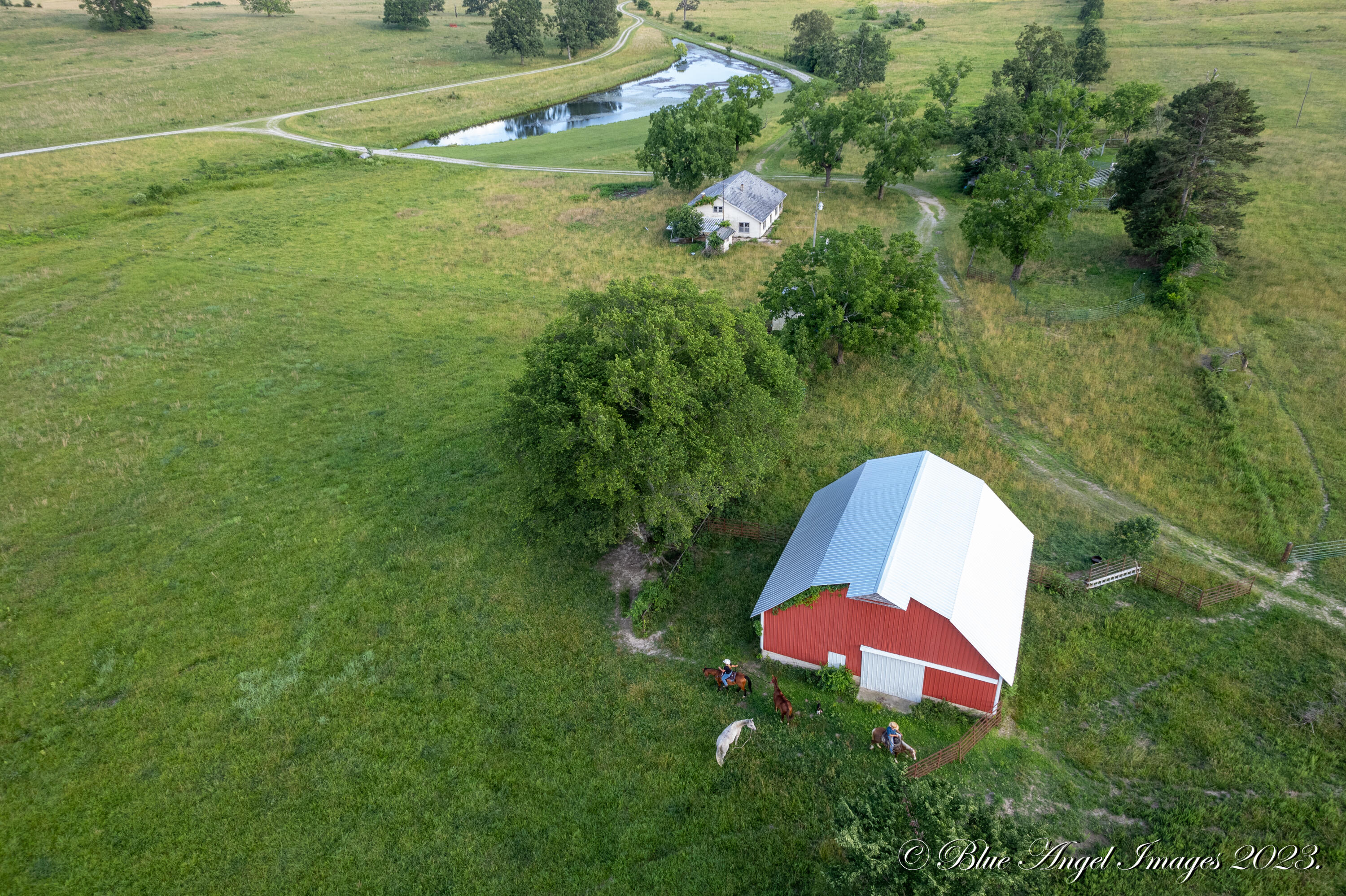 000 County Road 7400 Property Photo 1