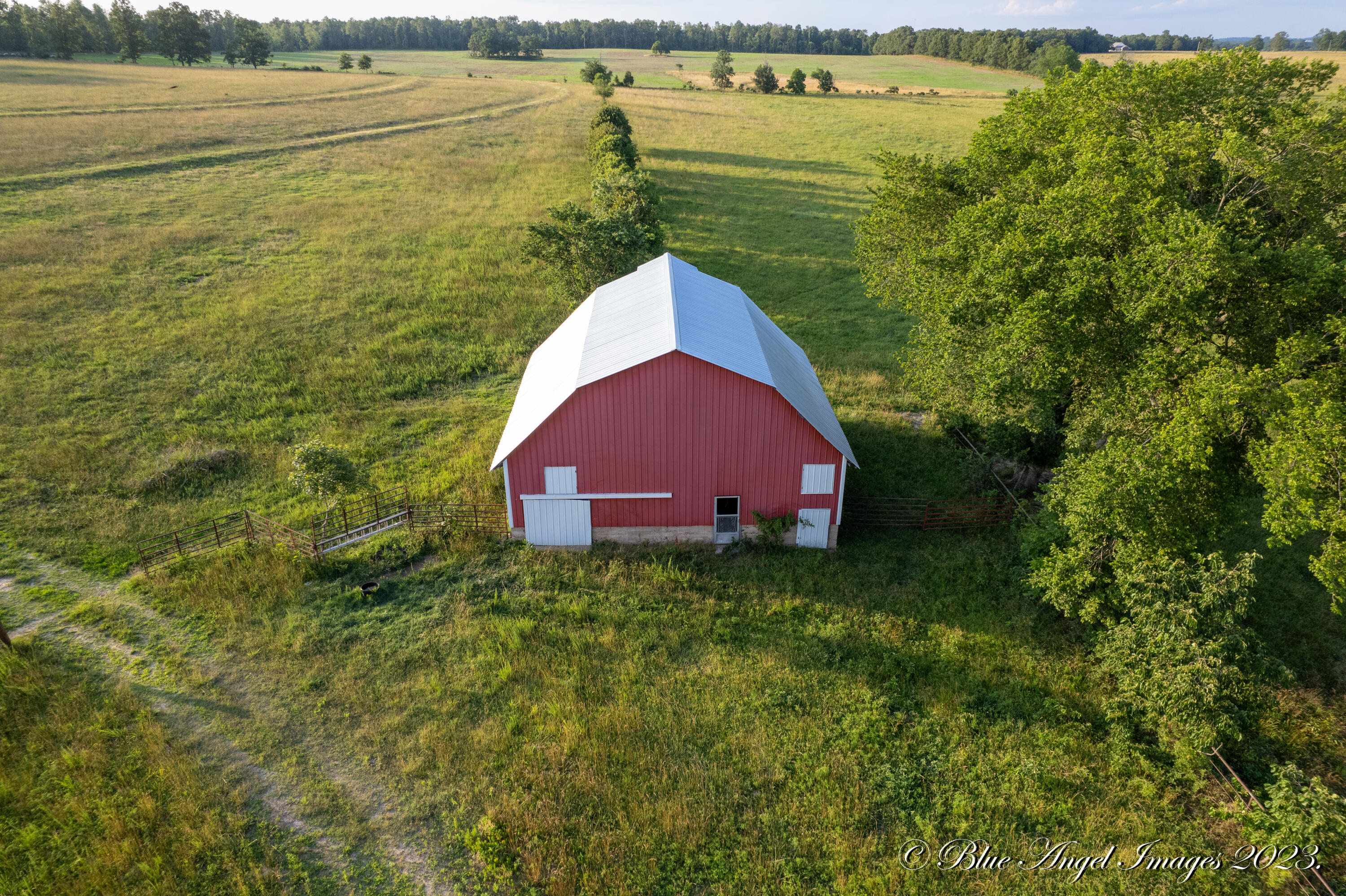 000 County Road 7400 Property Photo 6