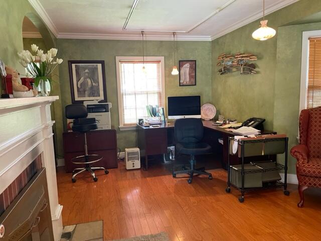 1737 East Walnut Street Property Photo 3