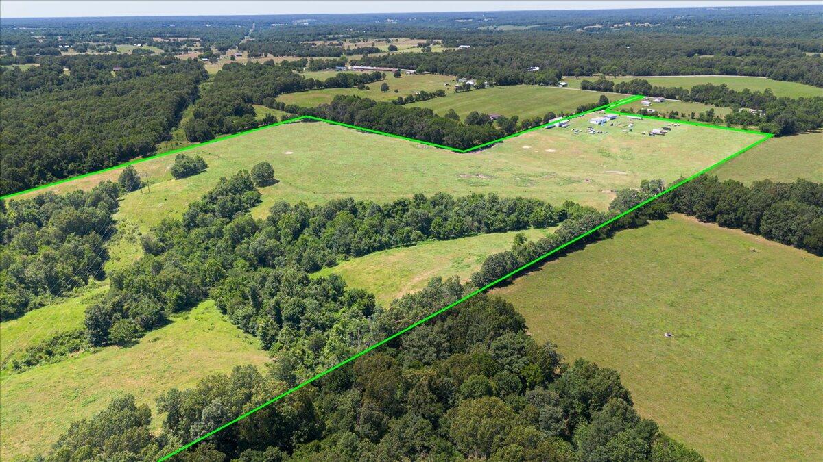 110 & 128 Mackenzie Lane Property Photo 3