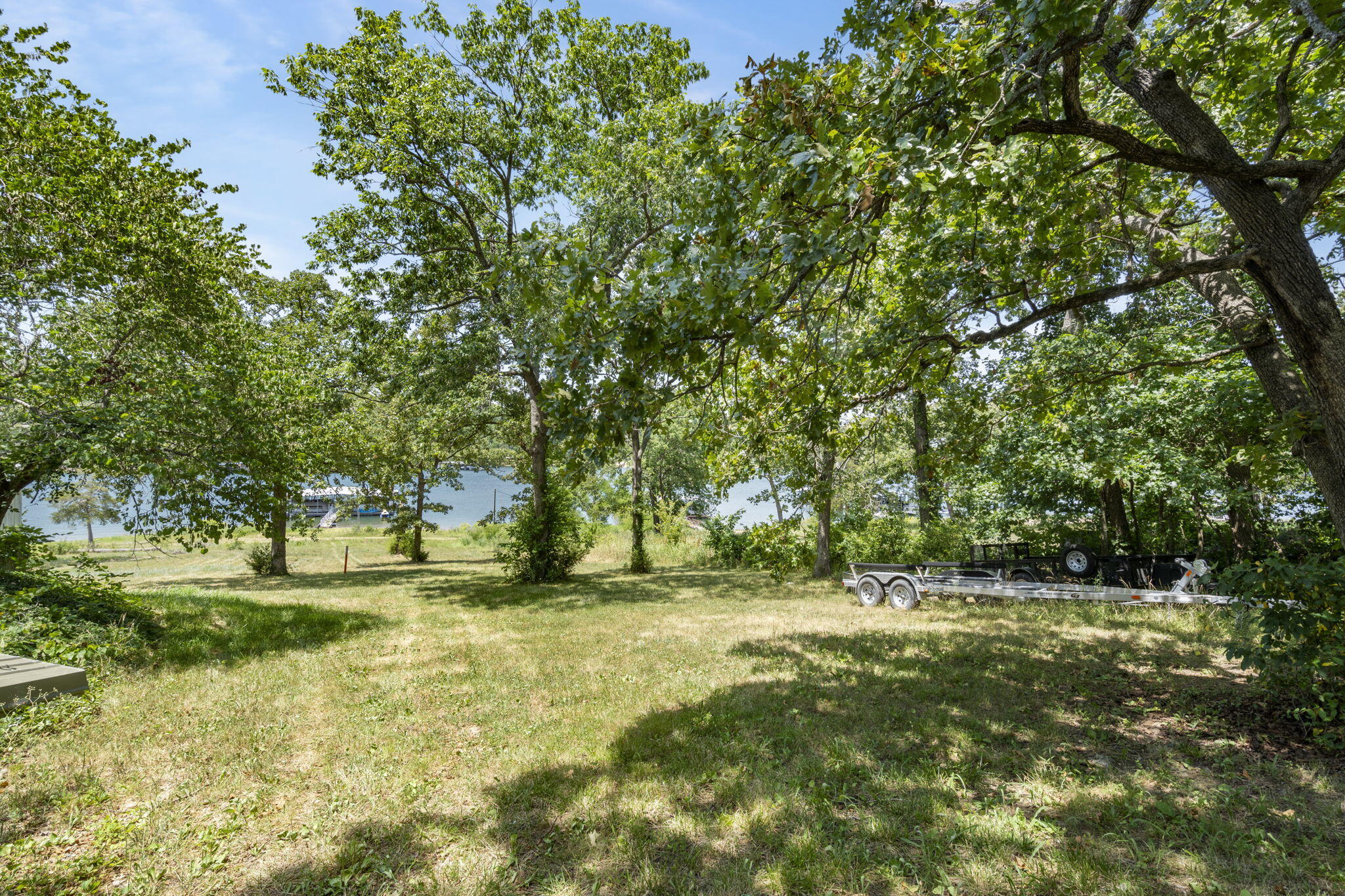 455 Edgewater Circle Property Photo 3