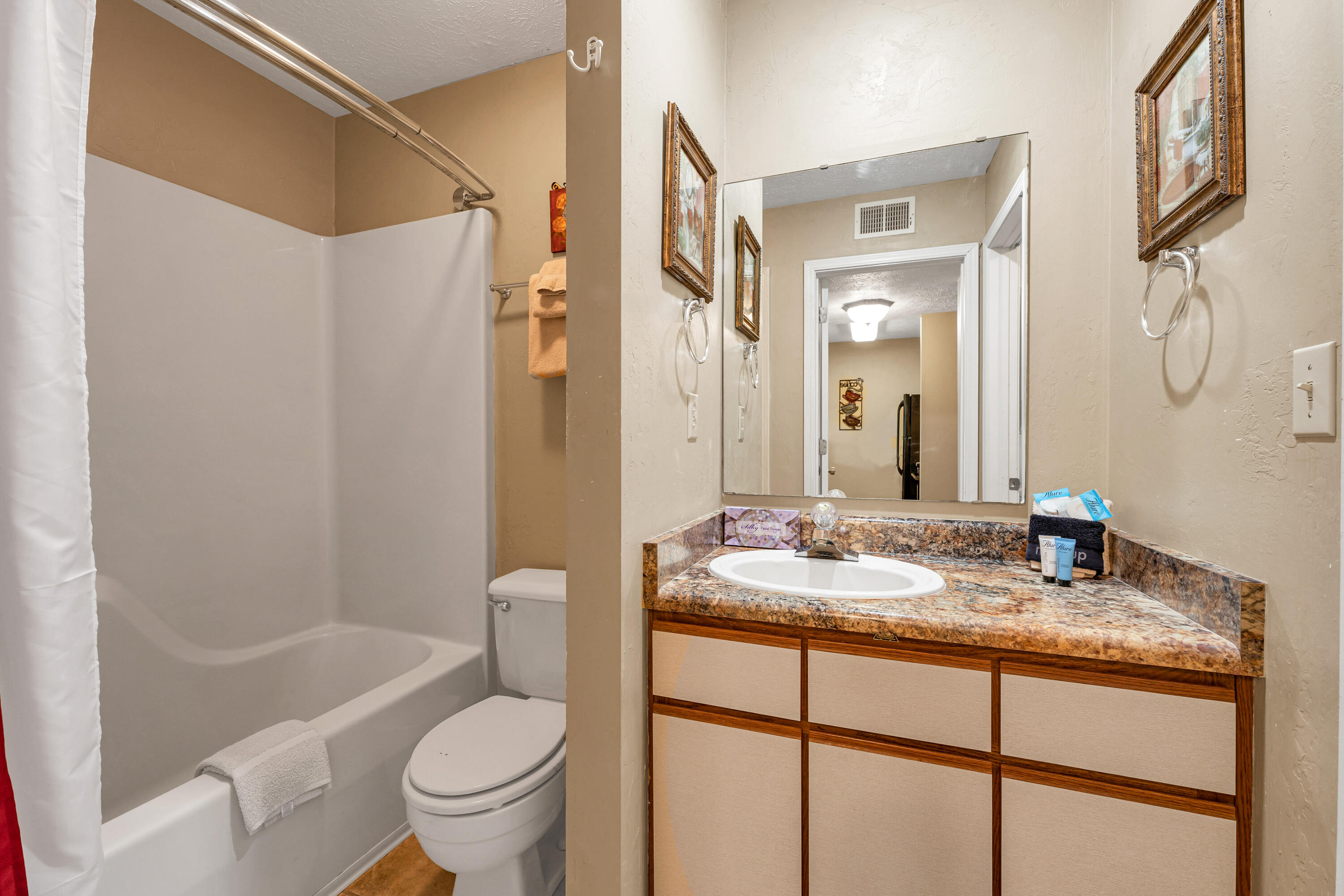 243 Clubhouse Drive Property Photo 24