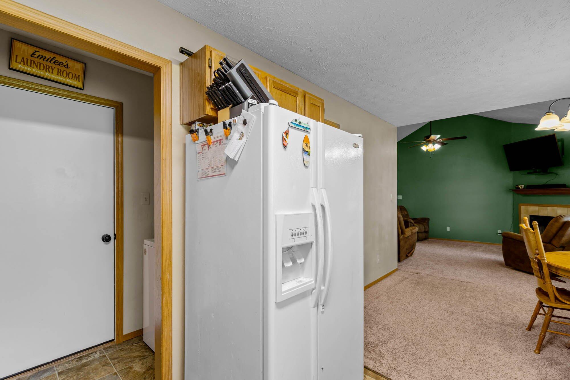 919 South Central Avenue Property Photo 7