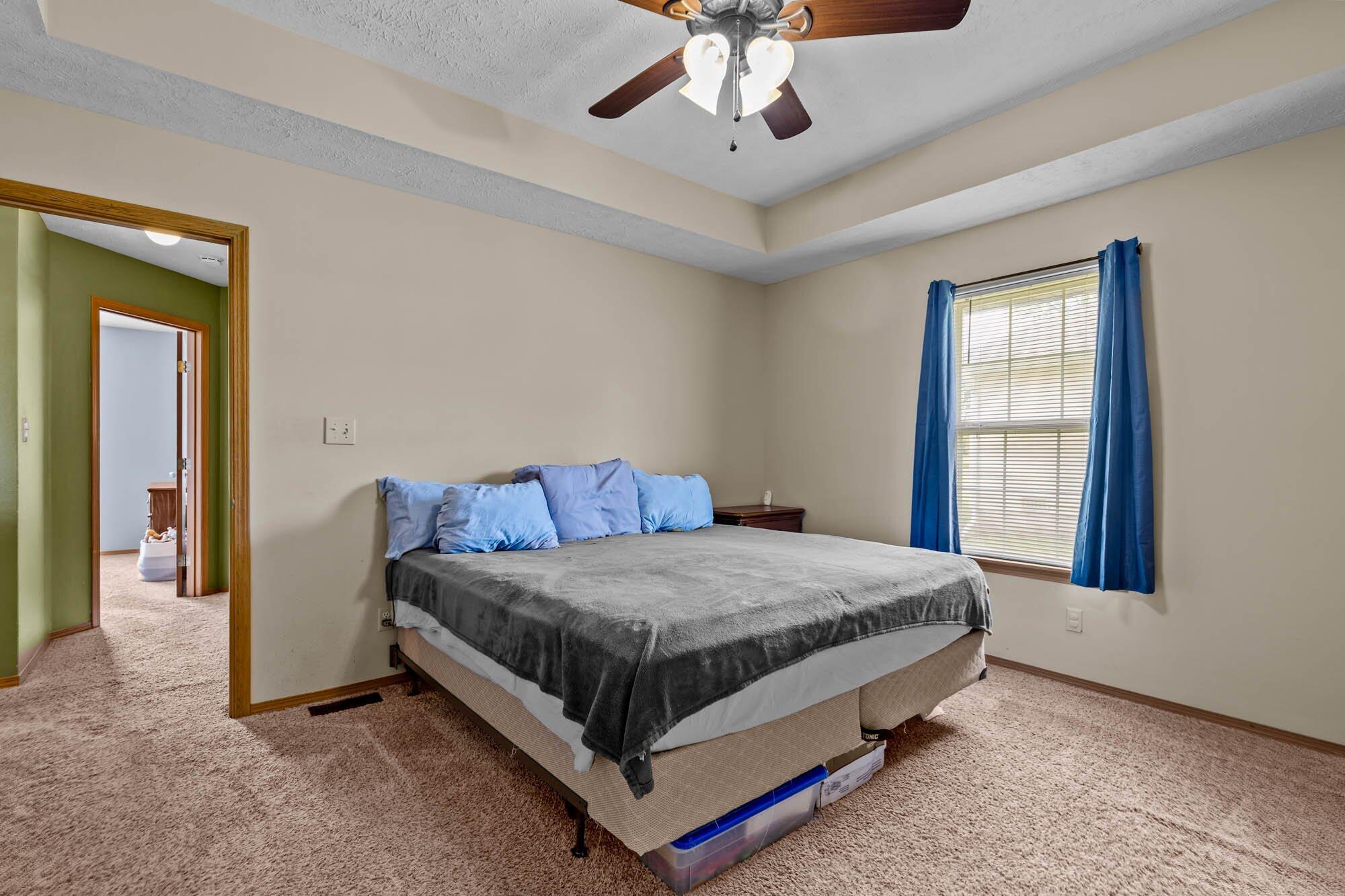 919 South Central Avenue Property Photo 9