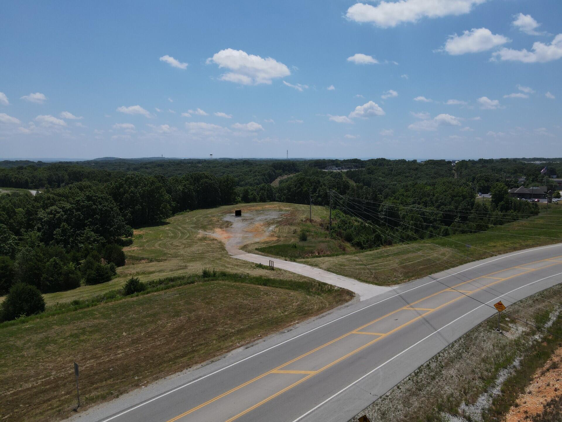 000 Highway 13 Property Photo 4