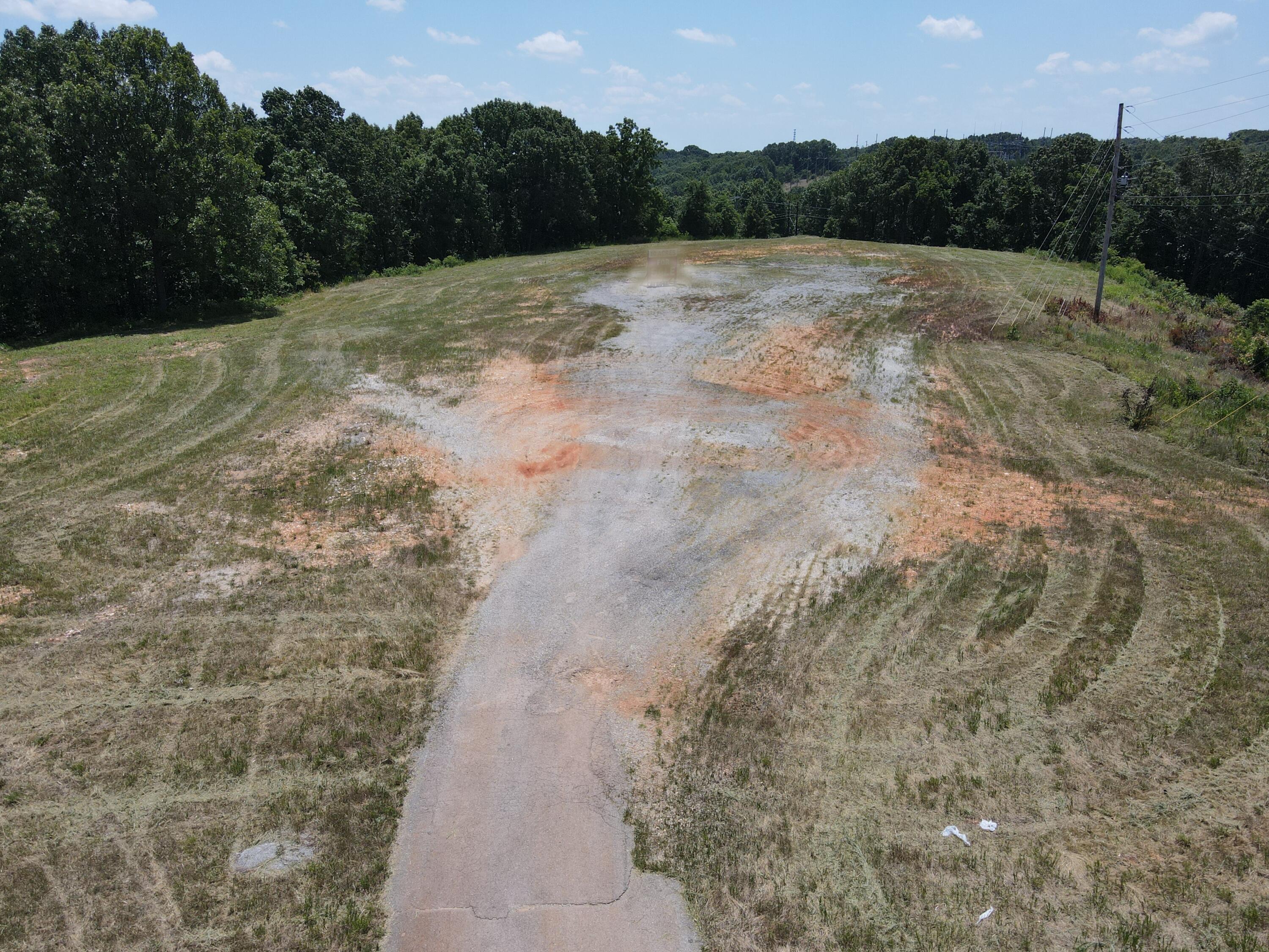 000 Highway 13 Property Photo 5
