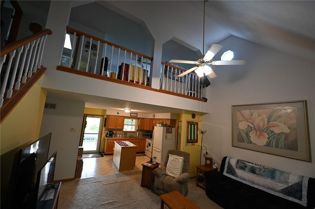 1220 Northwest E Highway Property Photo 16