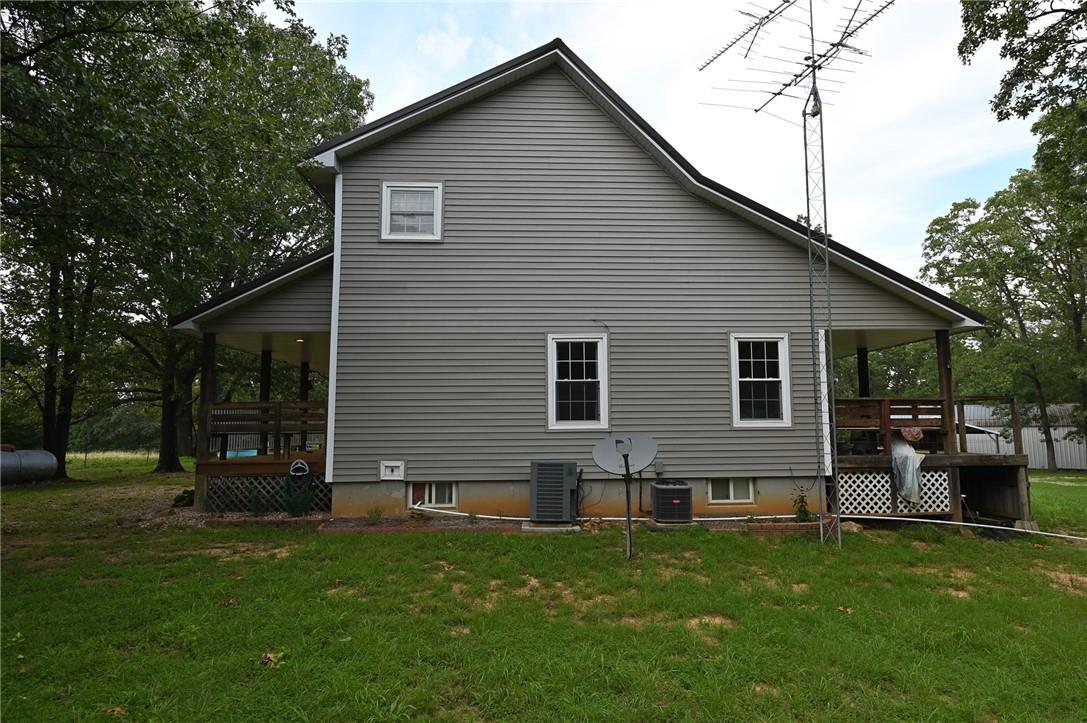 1220 Northwest E Highway Property Photo 19