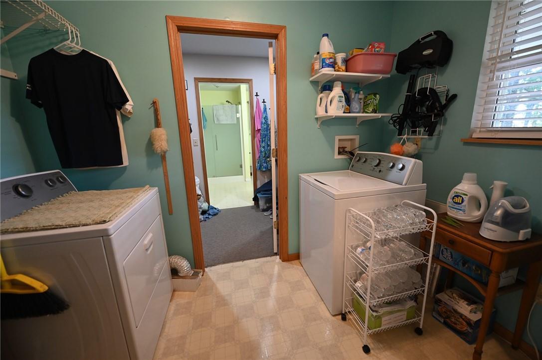 1220 Northwest E Highway Property Photo 26