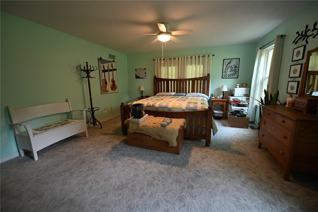1220 Northwest E Highway Property Photo 28