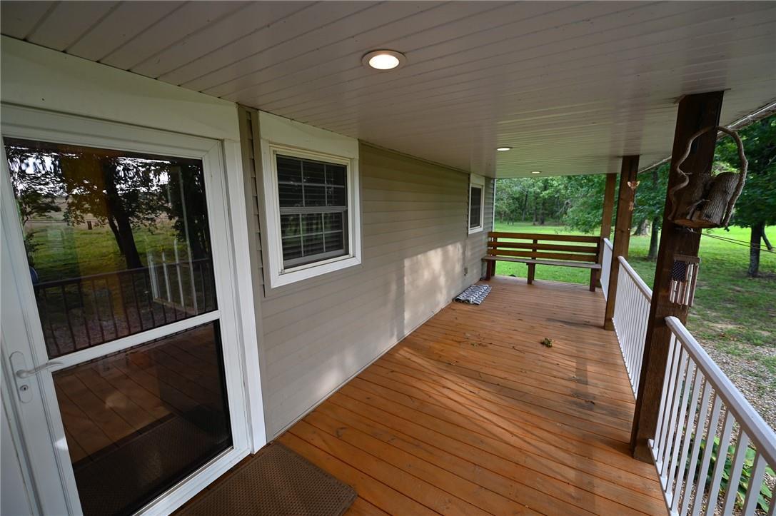 1220 Northwest E Highway Property Photo 47