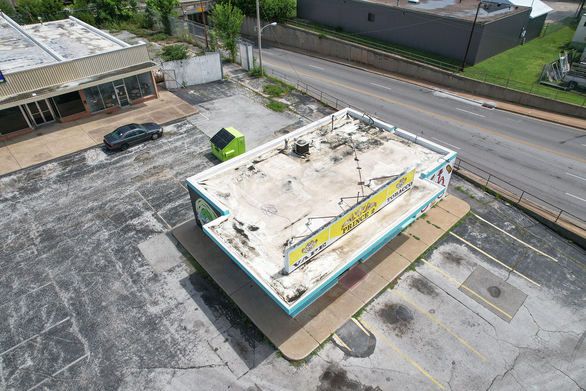 1075-1137 East Commercial Street Property Photo 19