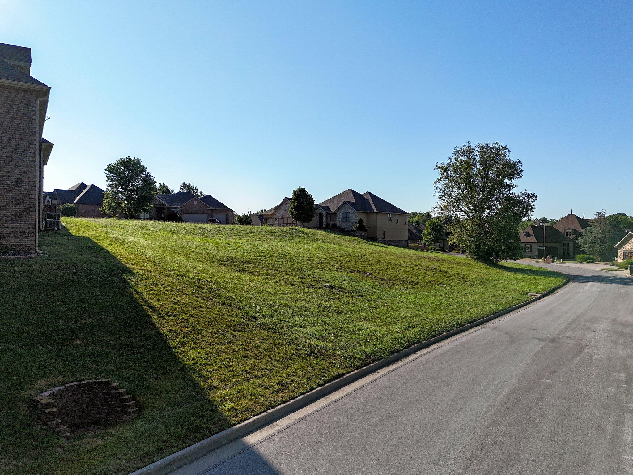 5933 Siler Court South Property Photo 3
