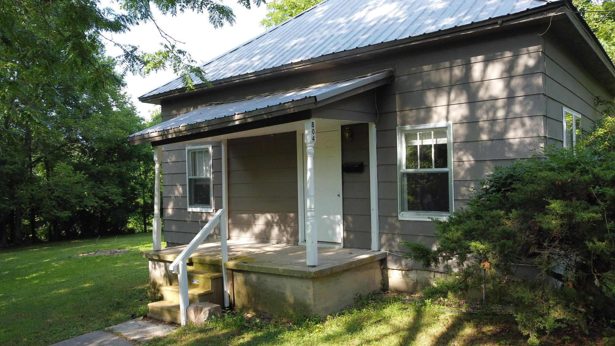 804 North Washington Street Property Photo 2