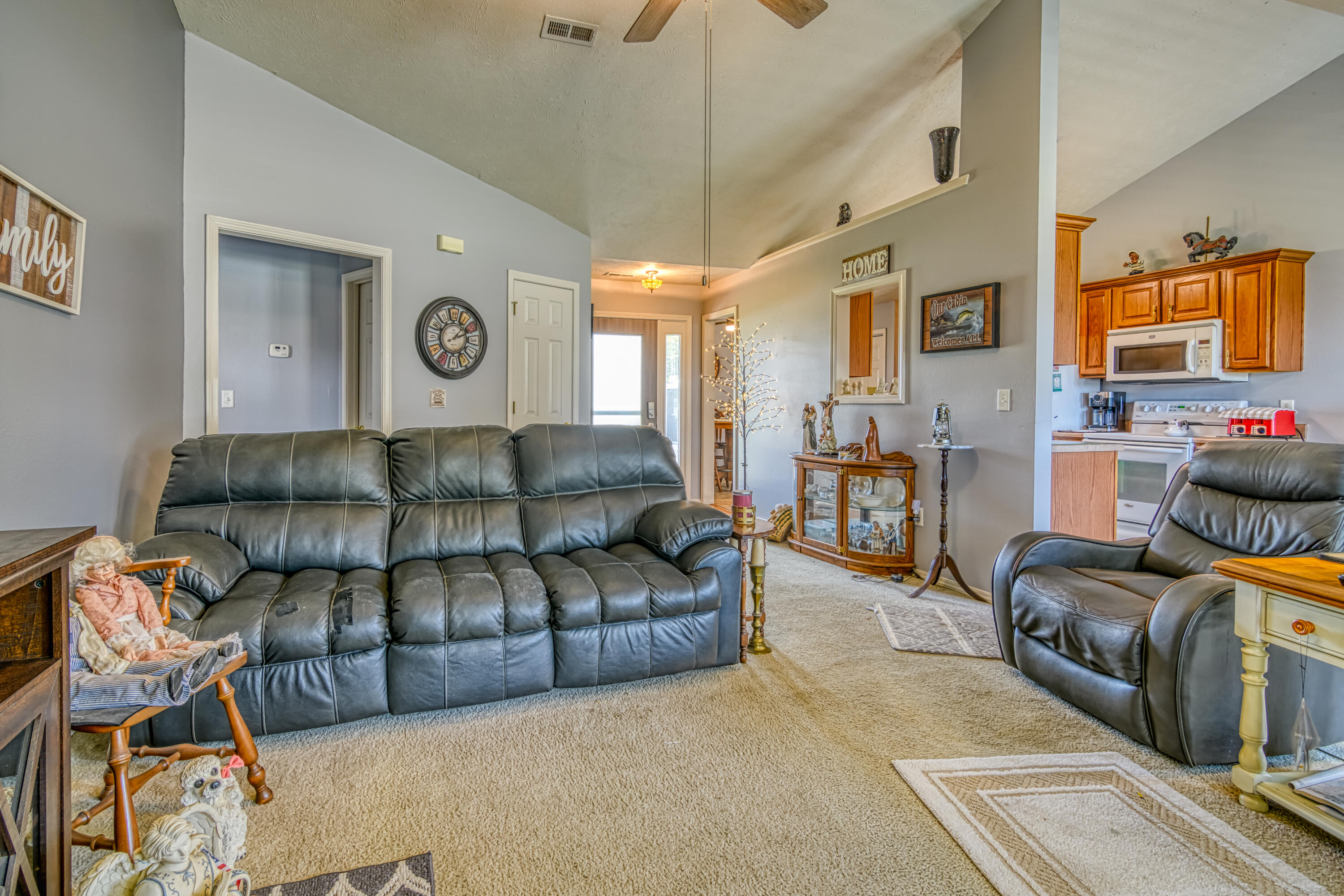 120 Woodland Drive North Property Photo 6
