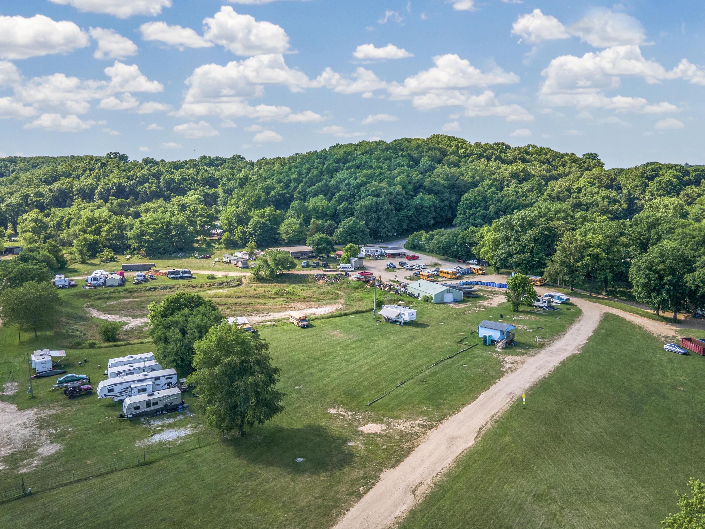 1254 Hooten Town Road Property Photo 4