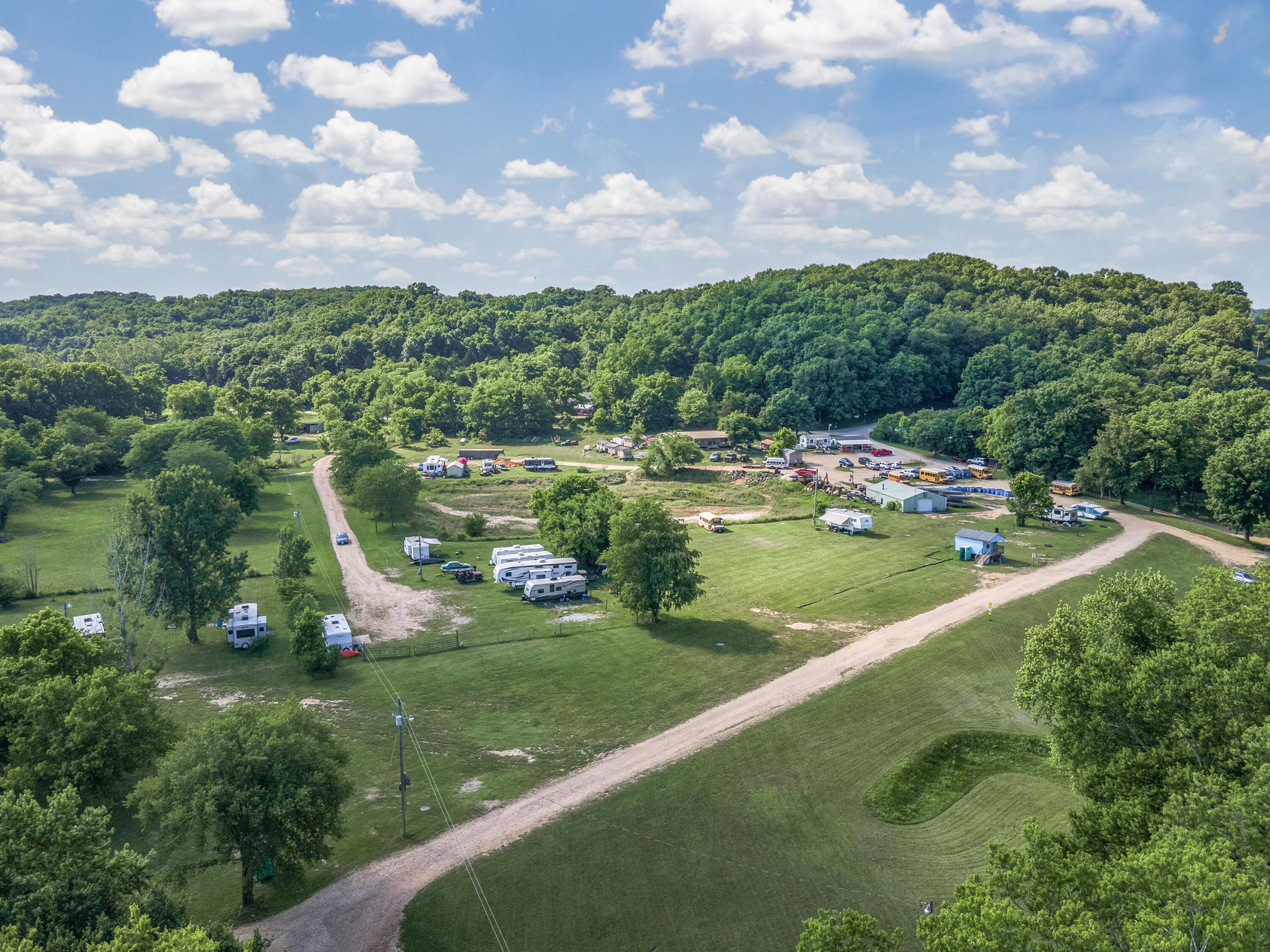 1254 Hooten Town Road Property Photo 5