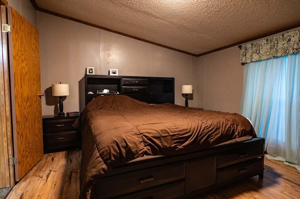 1025 East 2100 Road Property Photo 27
