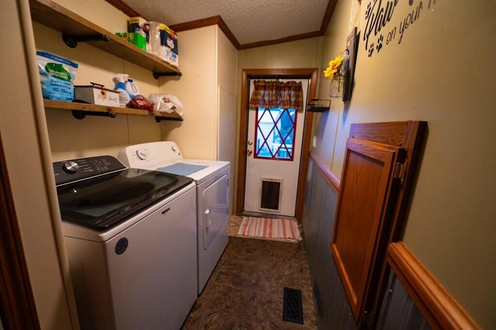 1025 East 2100 Road Property Photo 46