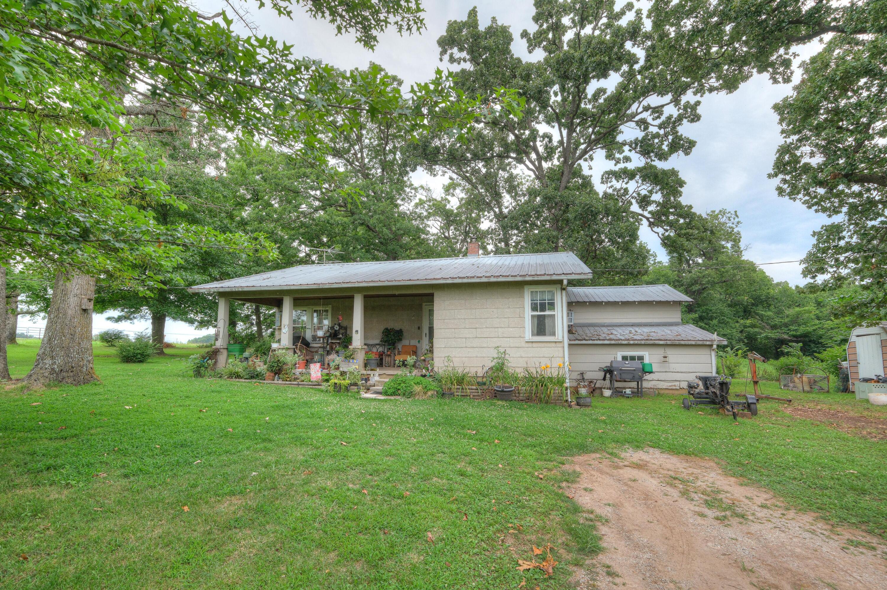 19651 Highway O Property Photo