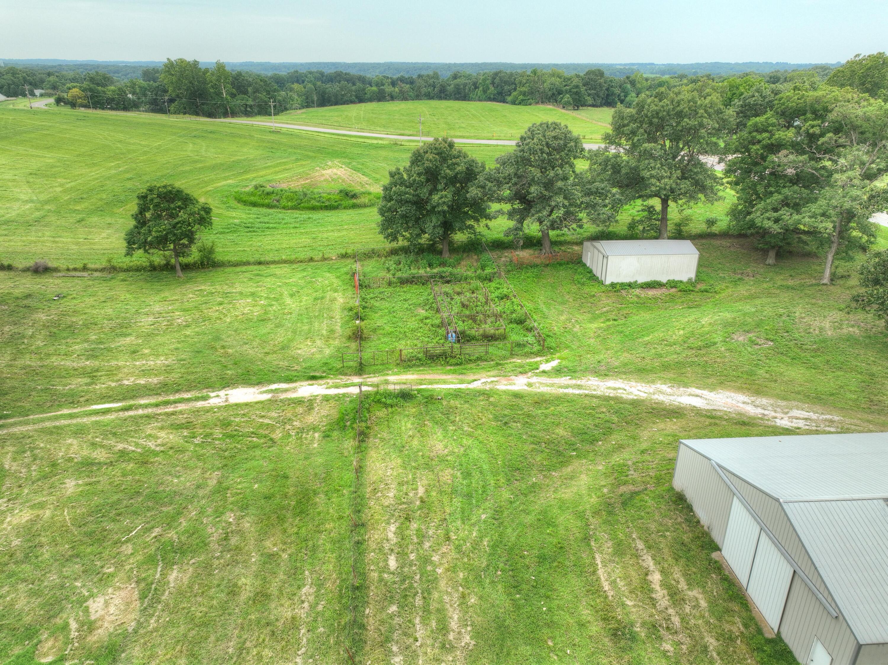 19651 Highway O Property Photo 38