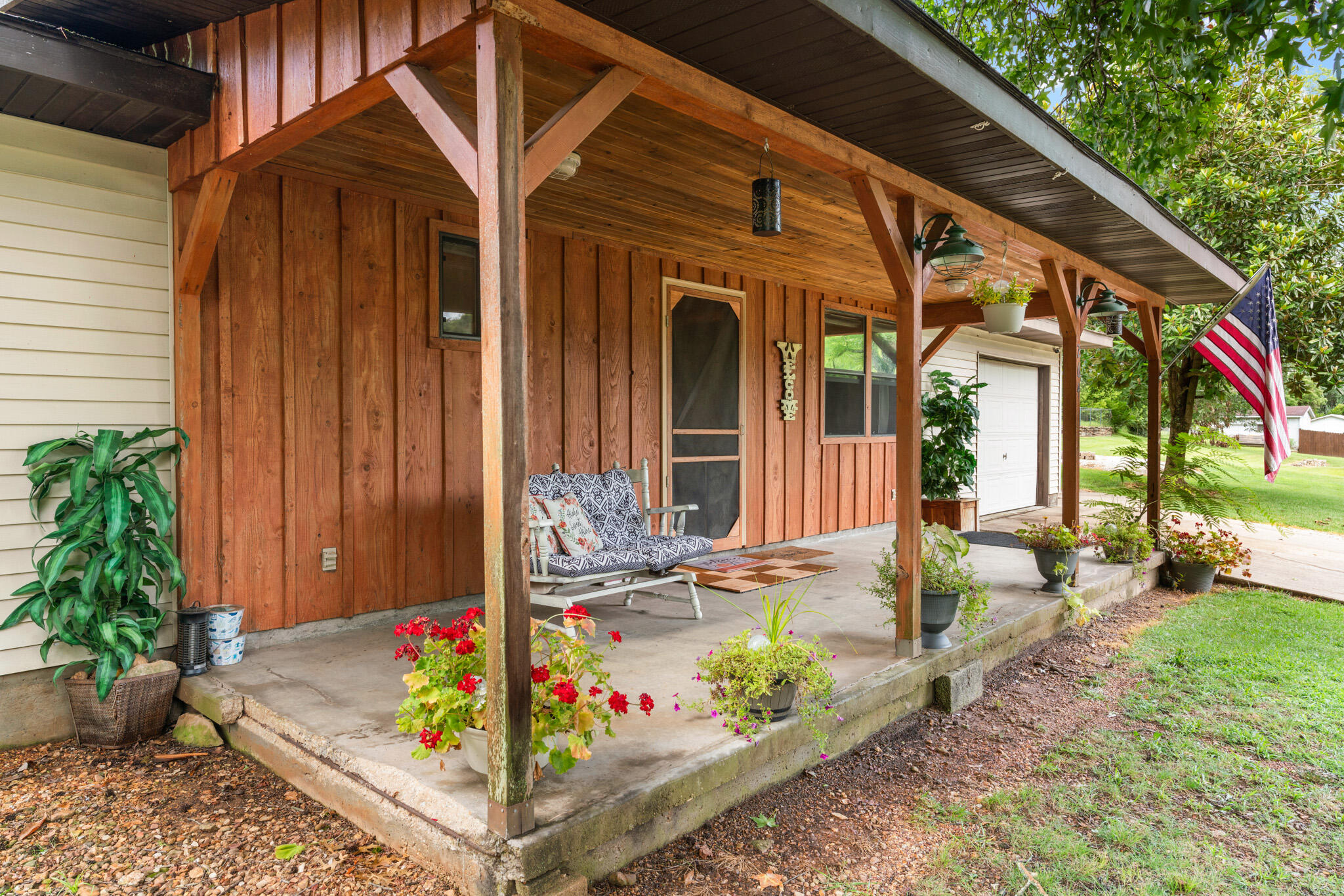 264 Beaver Creek Drive Property Photo 4