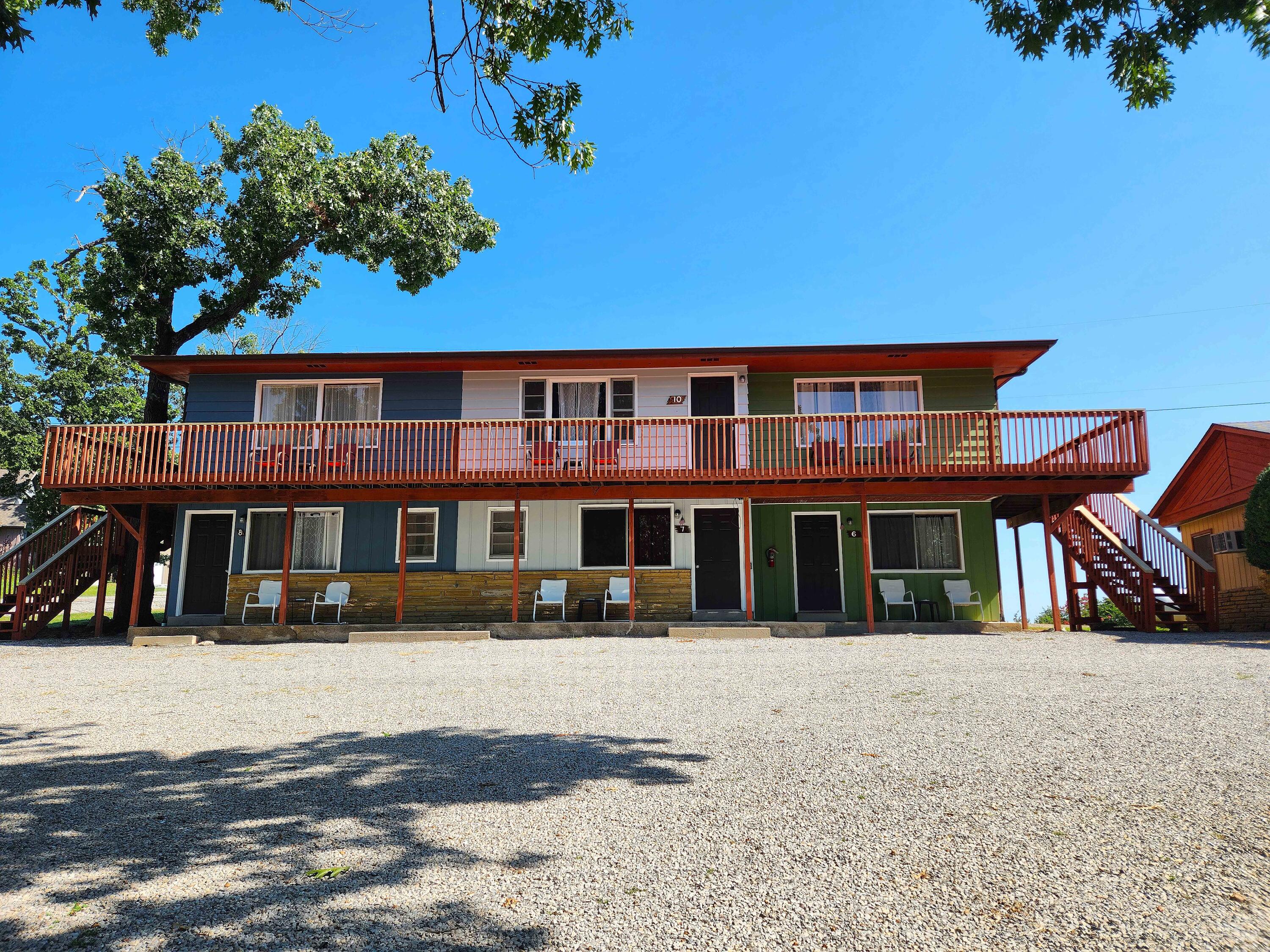 205 Pinehurst Point Property Photo 8